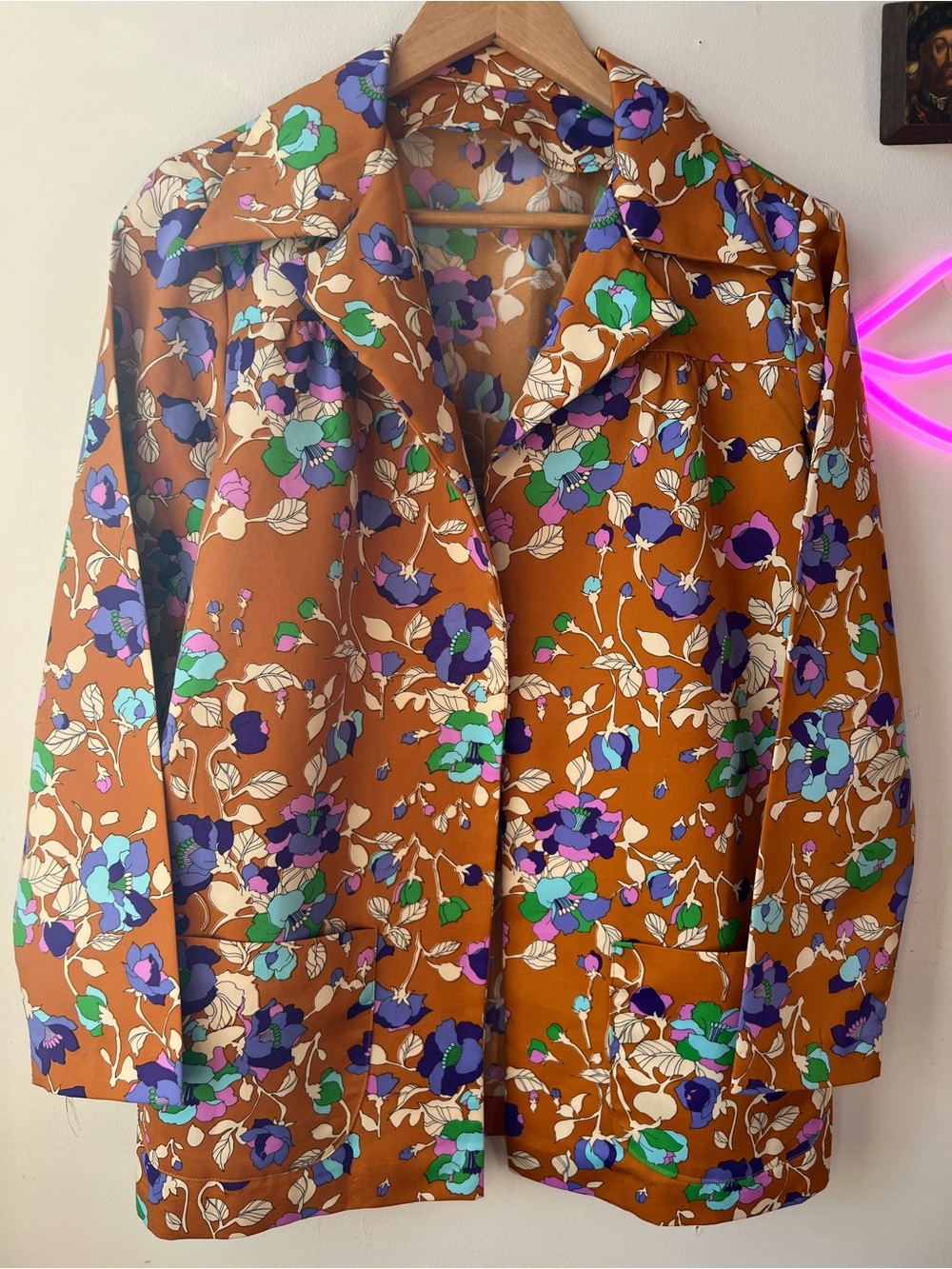Vintage 60s Handmade Brown Floral Shirt Jacket with Vibrant Gucci Like Print